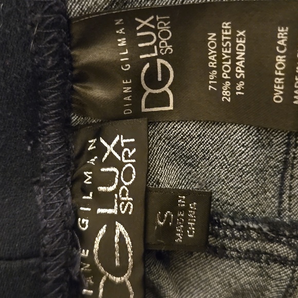 DG2 Jeans 2 Pair - Picture 6 of 6